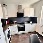 Schönes 3-zimmer-apartment In Bremen-findorff Nähe Hbf, Zentrum, Messegelände Apartment